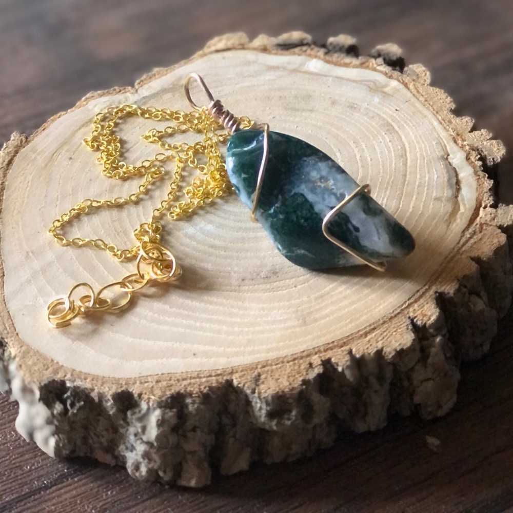 Handcrafted Moss Agate Necklace